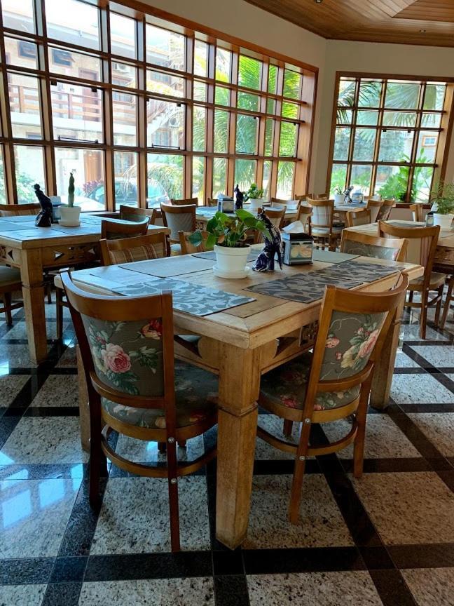 賓館 Santa Rita 3*