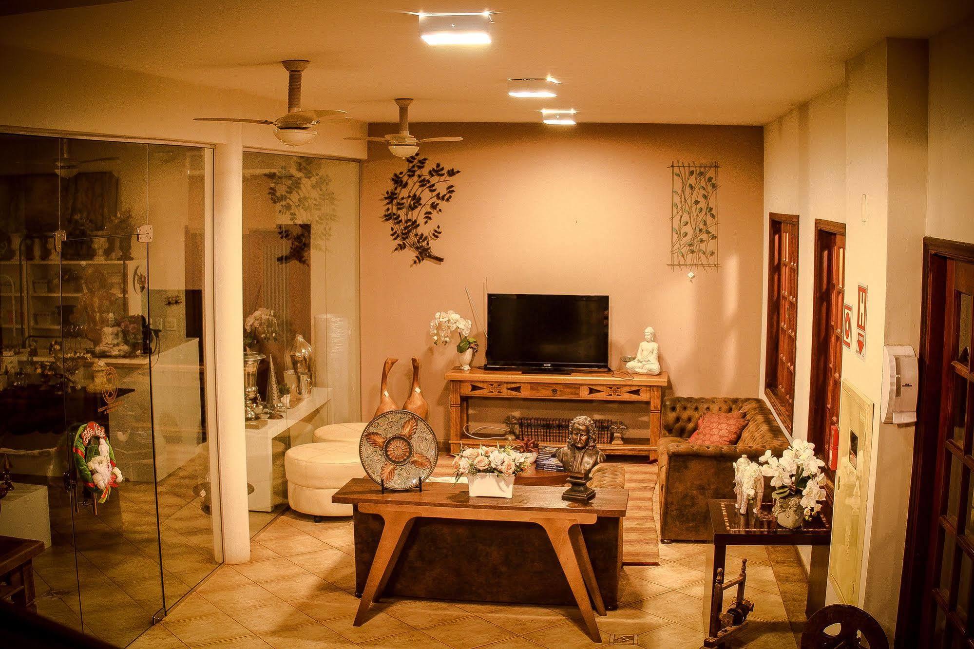 Santa Rita 賓館 Ribeirão Prêto